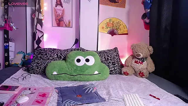 noah420sr online show from 10, 11, 2025