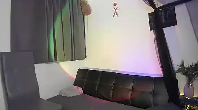 bronwgirl69 online show from 6, 3, 2025