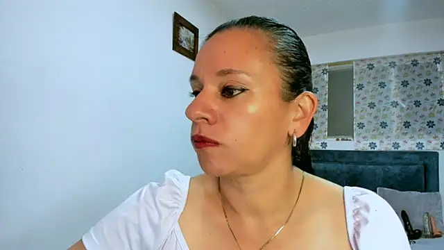Snapshot of sofi_saliva2511 chatting on 14, 9, 2025 sofi saliva2511 online show from 14, 9, 2025