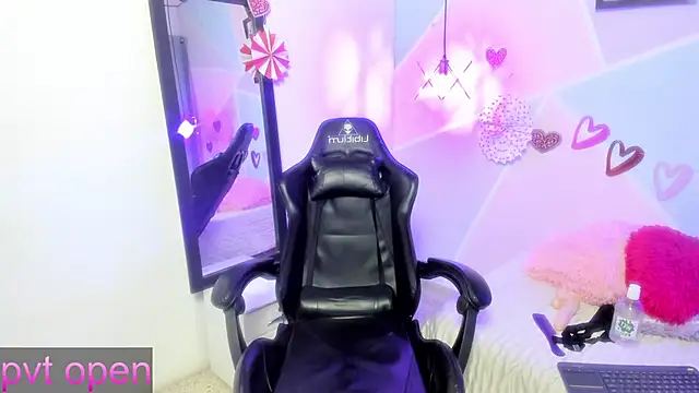 katy handerson online show from 5, 3, 2025