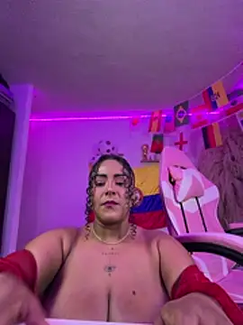 Snapshot of ariadna_cooper chatting on 3, 7, 2026 ariadna cooper online show from 3, 7, 2026