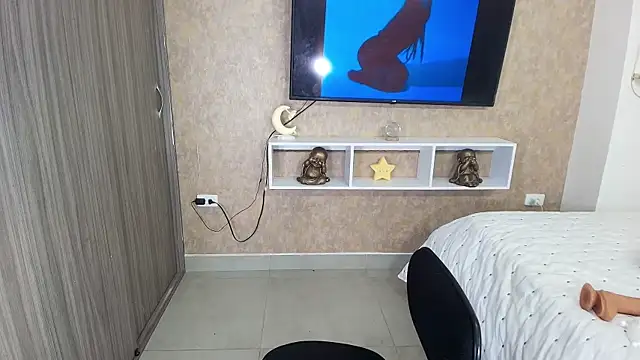 sexy melany xxx online show from 13, 12, 2024