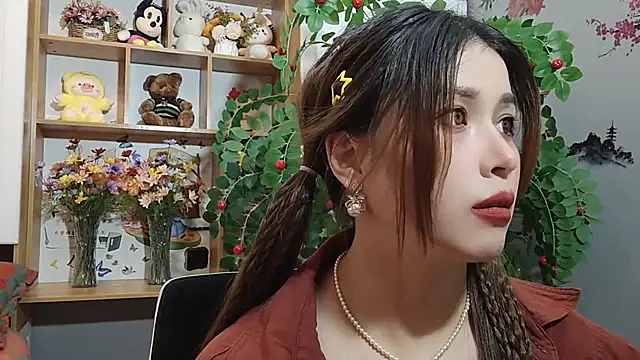 Lucky-xiuxiu online show from 17, 2, 2025