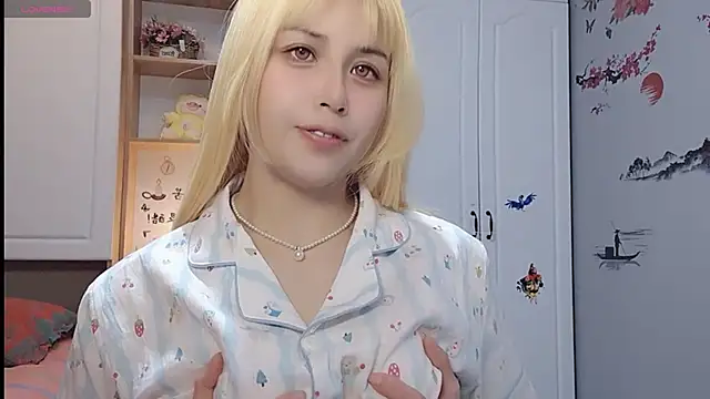 Lucky-xiuxiu online show from 23, 2, 2025