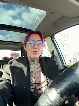 Snapshot of Mia-Fuchs chatting on 7, 1, 2025 Mia-Fuchs online show from 7, 1, 2025