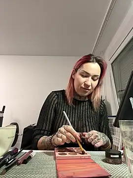 Snapshot of Mia-Fuchs chatting on 3, 3, 2025 Mia-Fuchs online show from 3, 3, 2025