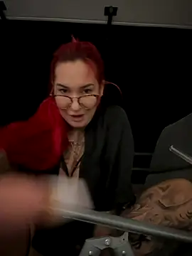 Snapshot of Mia-Fuchs chatting on 20, 9, 2025 Mia-Fuchs online show from 20, 9, 2025