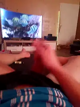 Snapshot of frankthefuck69 chatting on 5, 3, 2025 frankthefuck69 online show from 5, 3, 2025