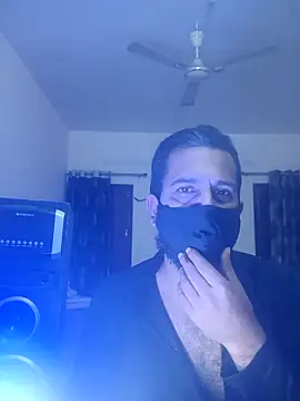 MAGNETICDADDY8 online show from 1, 1, 2025