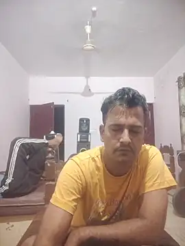 MAGNETICDADDY8 online show from 29, 9, 2025