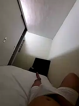 manterei2 online show from 3, 1, 2025