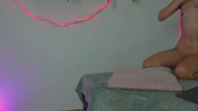 Snapshot of bri_cullen chatting on 9, 7, 2026 bri cullen online show from 9, 7, 2026