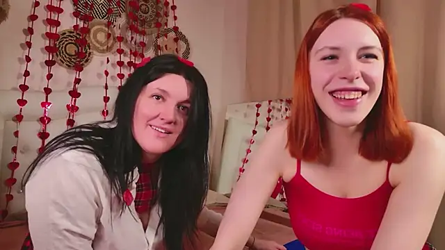 Mikka Blush online show from 14, 2, 2026