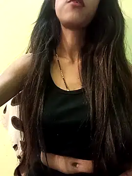 Snapshot of Stripper_Maahi chatting on 4, 3, 2025 Stripper Maahi online show from 4, 3, 2025