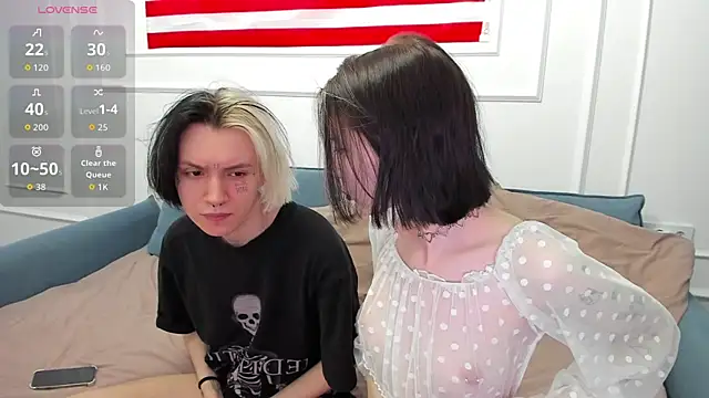 VeryRare TwinS online show from 8, 7, 2026