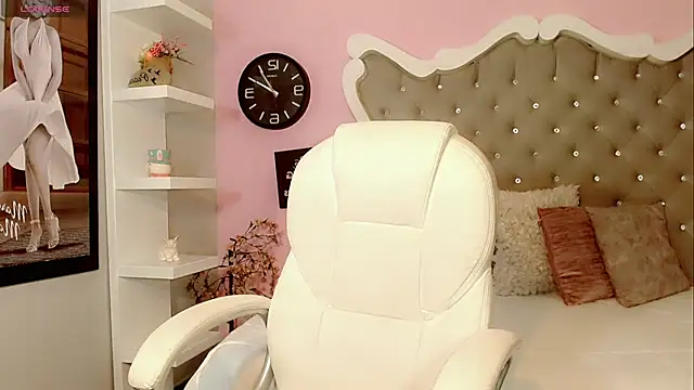 Diva Smith02 online show from 23, 1, 2025