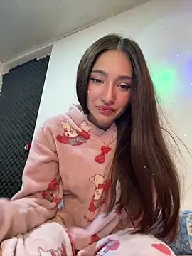 Maddy Jones online show from 25, 1, 2025