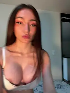 Maddy Jones online show from 20, 3, 2025