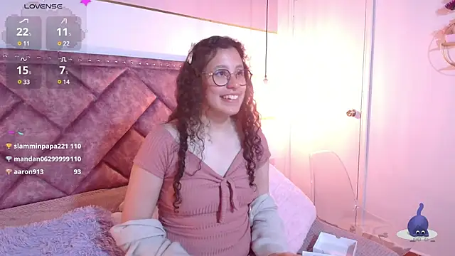 Snapshot of Charlotte__Miller chatting on 14, 2, 2025 Charlotte Miller online show from 14, 2, 2025