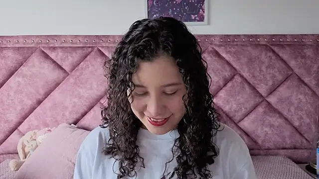 Snapshot of Charlotte__Miller chatting on 26, 9, 2025 Charlotte Miller online show from 26, 9, 2025