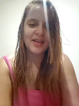 Snapshot of AliceRuivinha2 chatting on 15, 1, 2025 AliceRuivinha2 online show from 15, 1, 2025