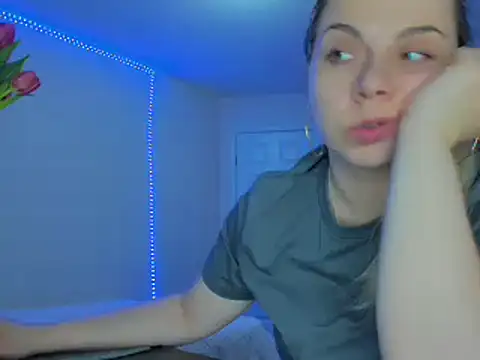 Snapshot of HappyIva chatting on 10, 3, 2025 HappyIva online show from 10, 3, 2025