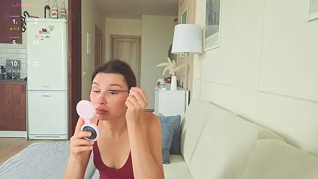Snapshot of KristineEsme chatting on 28, 5, 2026 KristineEsme online show from 28, 5, 2026