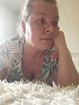 RyleeSherry online show from 15, 2, 2025