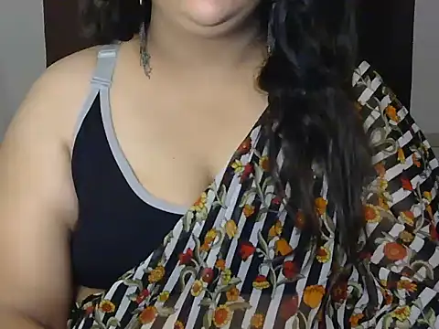 Jenny lovee online show from 25, 4, 2026