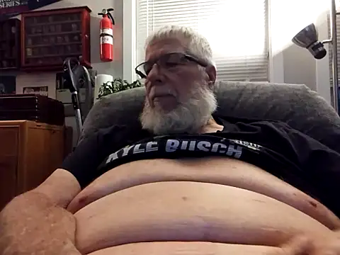 Snapshot of Futura_intx chatting on 10, 9, 2025 Futura intx online show from 10, 9, 2025