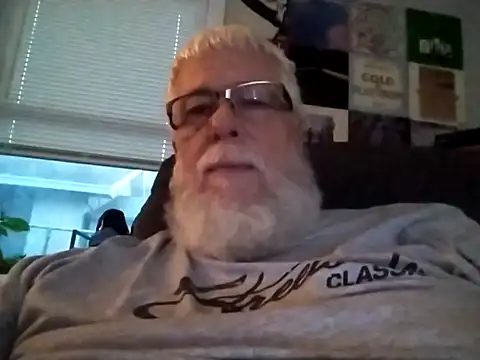 Snapshot of Futura_intx chatting on 14, 9, 2025 Futura intx online show from 14, 9, 2025