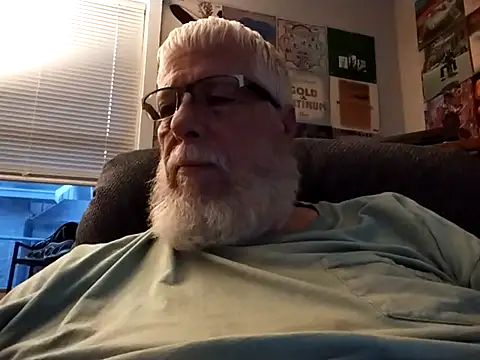 Snapshot of Futura_intx chatting on 18, 9, 2025 Futura intx online show from 18, 9, 2025
