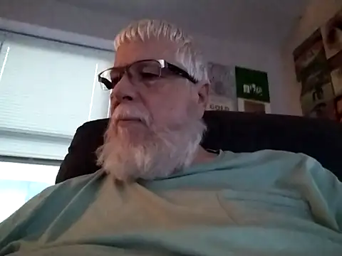Snapshot of Futura_intx chatting on 18, 9, 2025 Futura intx online show from 18, 9, 2025