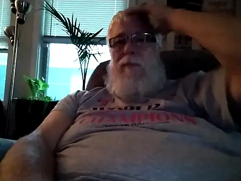 Snapshot of Futura_intx chatting on 30, 9, 2025 Futura intx online show from 30, 9, 2025