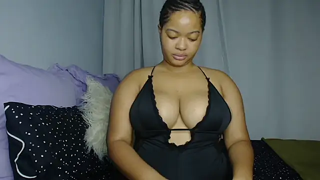 Snapshot of sexytinashe21 chatting on 3, 3, 2025 sexytinashe21 online show from 3, 3, 2025