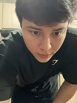 Snapshot of Thom_Ohtani chatting on 12, 1, 2025 Thom Ohtani online show from 12, 1, 2025