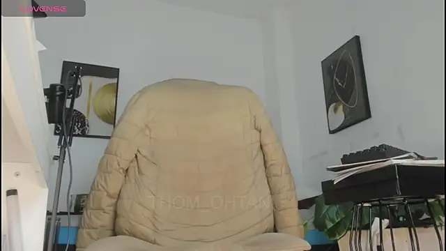 Snapshot of Thom_Ohtani chatting on 2, 7, 2026 Thom Ohtani online show from 2, 7, 2026