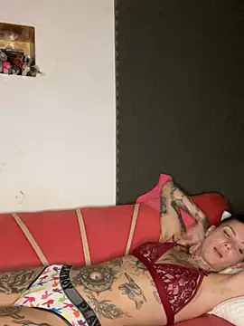 Izy cute  online show from 21, 3, 2025