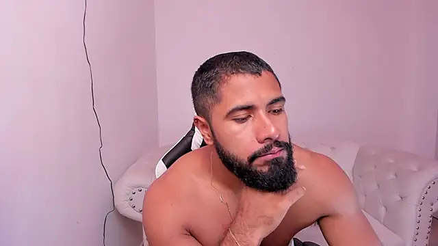 Snapshot of Santiago_huntt chatting on 26, 2, 2025 Santiago huntt online show from 26, 2, 2025