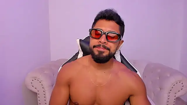 Santiago huntt online show from 12, 3, 2026