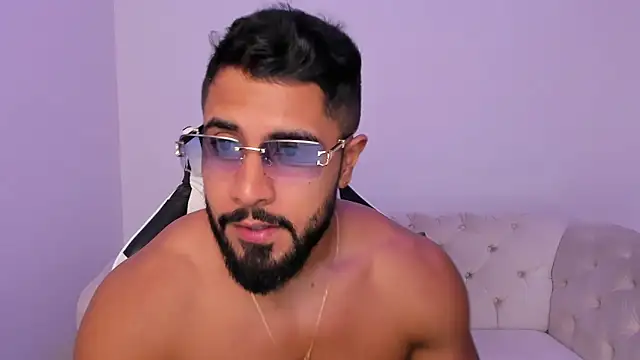 Santiago huntt online show from 25, 3, 2026