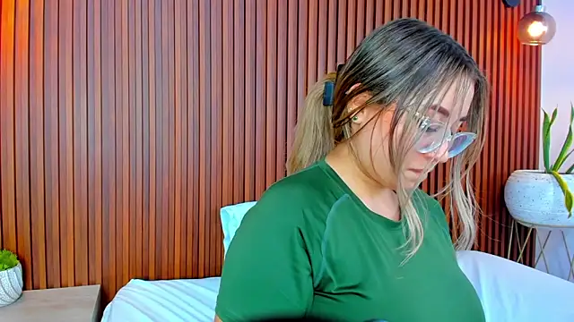 antonella cutie  online show from 13, 3, 2025