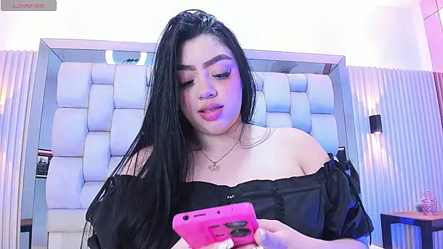 ashlyn parker online show from 11, 1, 2025