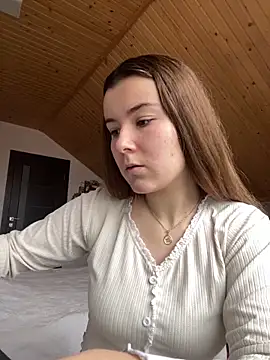 mewKate online show from 15, 3, 2025