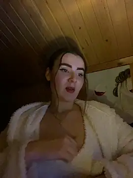 Snapshot of mewKate chatting on 1, 3, 2026 mewKate online show from 1, 3, 2026