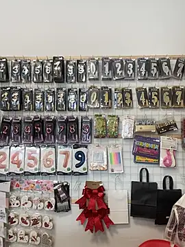 mewKate online show from 18, 4, 2026