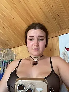 Snapshot of mewKate chatting on 24, 6, 2026 mewKate online show from 24, 6, 2026