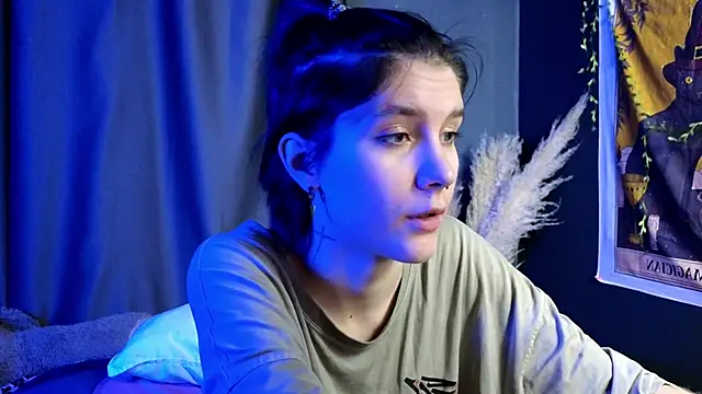 Snapshot of Hyeon_Jin chatting on 10, 2, 2025 Hyeon Jin online show from 10, 2, 2025