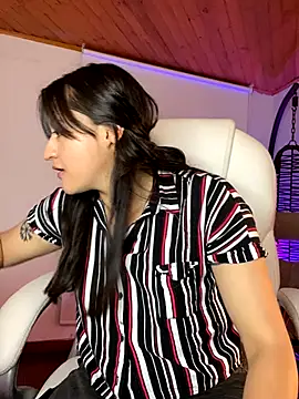 Camila pinkk online show from 23, 10, 2025