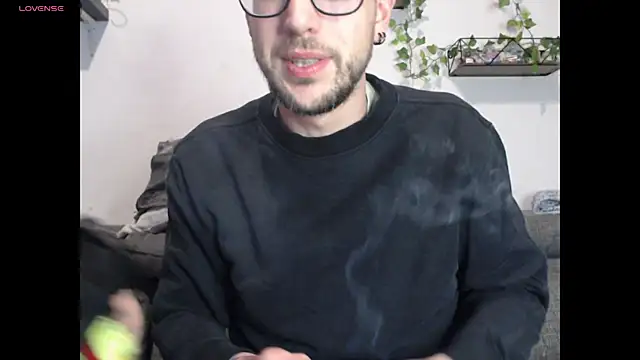 Snapshot of wawarruis chatting on 12, 3, 2025 wawarruis online show from 12, 3, 2025